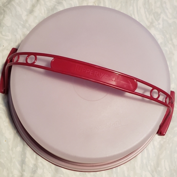 Classic Pie Taker - Picture 3 of 5